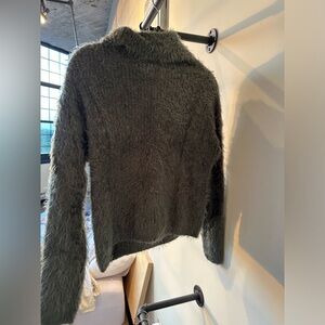 Gray/Green Charlotte Russe sweater😁